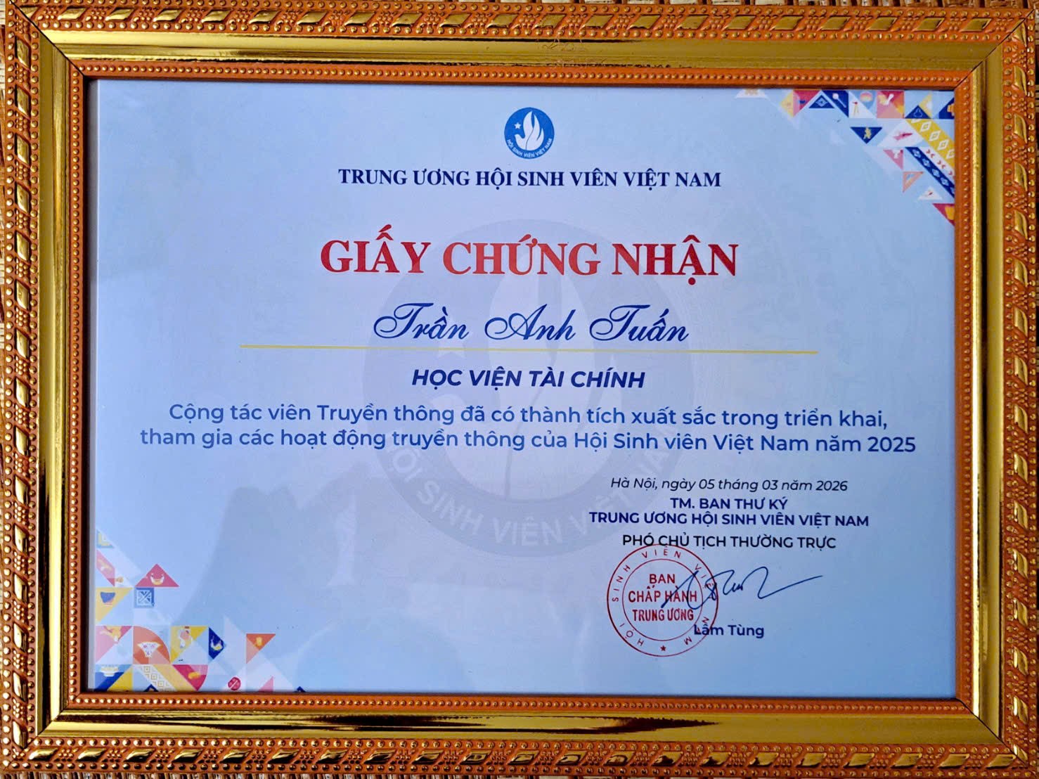 Giấy chứng nhận Trung ương Hội Sinh viên Việt Nam